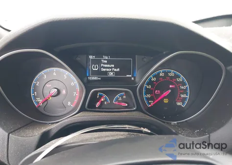 2016 Ford Focus Rs из США, поврежденный, VIN WF0DP3TH7G4116327